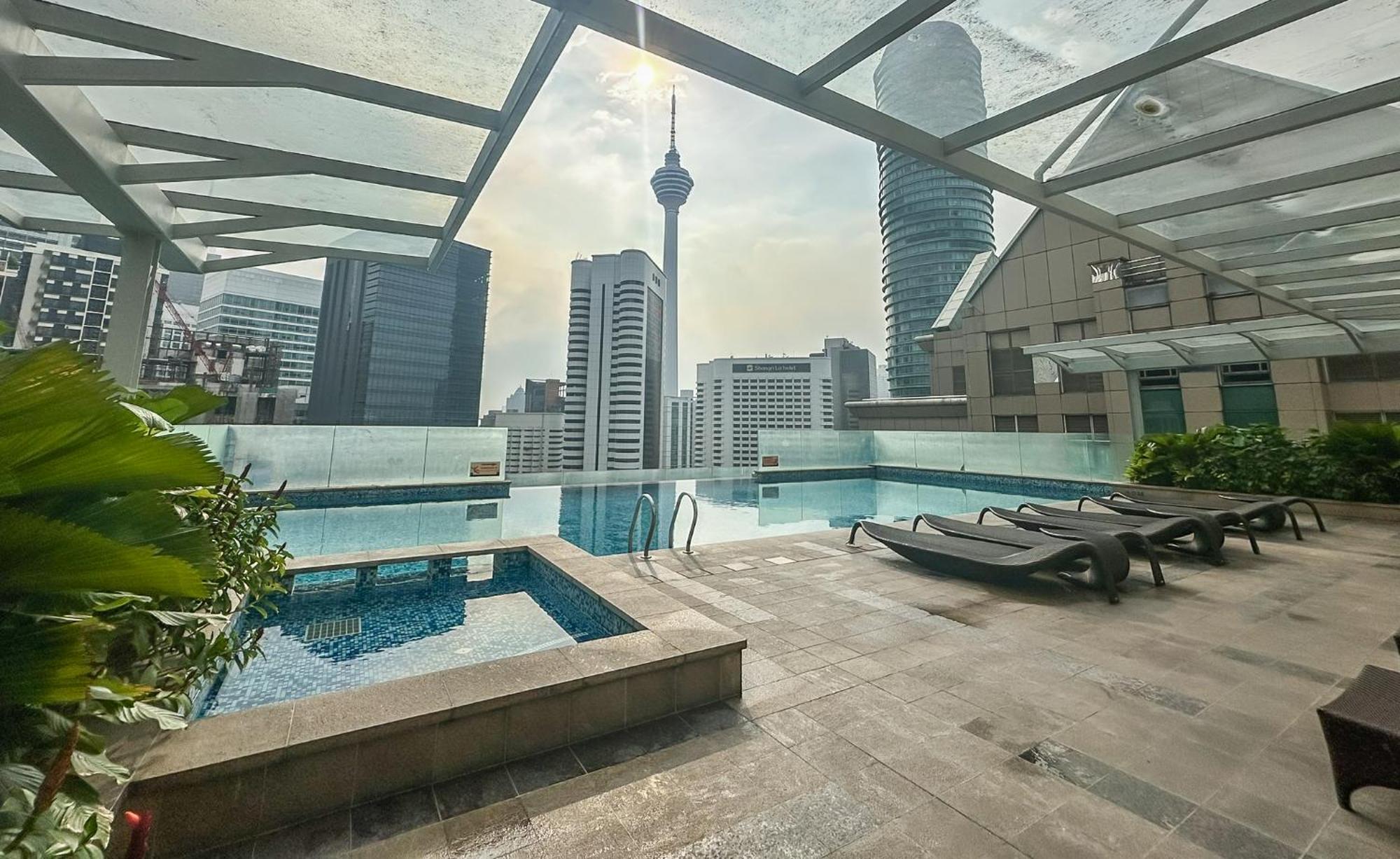 Klcc Suites By Nhb Kuala Lumpur Zewnętrze zdjęcie